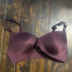 Soma vanishing back wireless 34A maroon comfortable bra